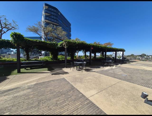 1,236M² OFFICE TO LET IN SANDTON CENTRAL